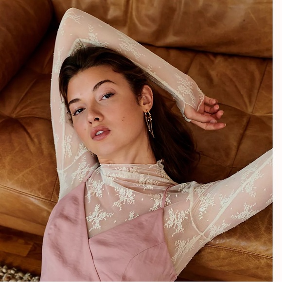 Free people cream lace layering top - Picture 2 of 4